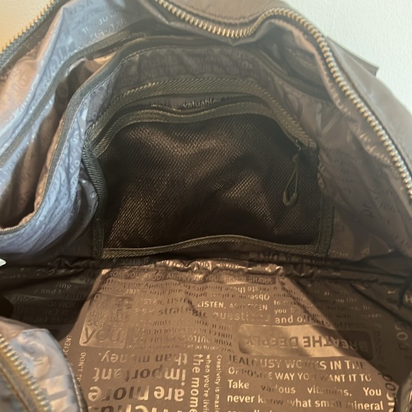 Rare Lululemon workout, yoga or travel bag. - Picture 10 of 13